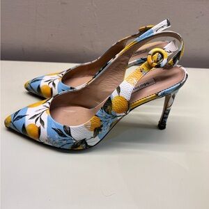 MARINO FABIANI MADE IN ITALY Yellow and Blue Floral Slingback Heels